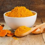 turmeric-powder-and-turmeric-root